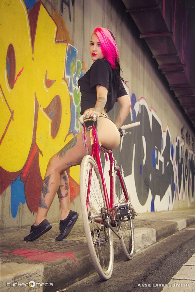 Model: Mila Spook ; Photo: Wandeclayt M.