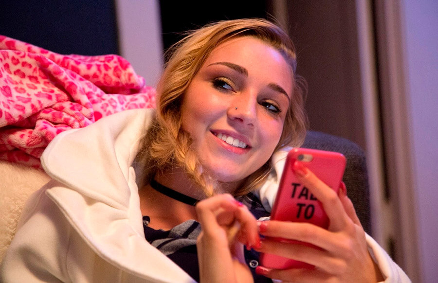 Kendra Sunderland