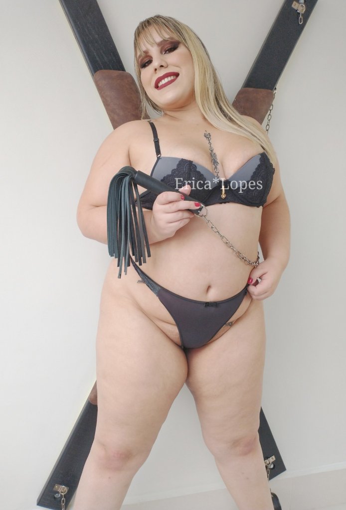 Erica Lopes acompanhante de luxo BBW gostosa SP programa atendimento valor garota de programa preço sexo oral anal fotos nua pelada nudes onlyfans videos xvideos porno puta prostituta