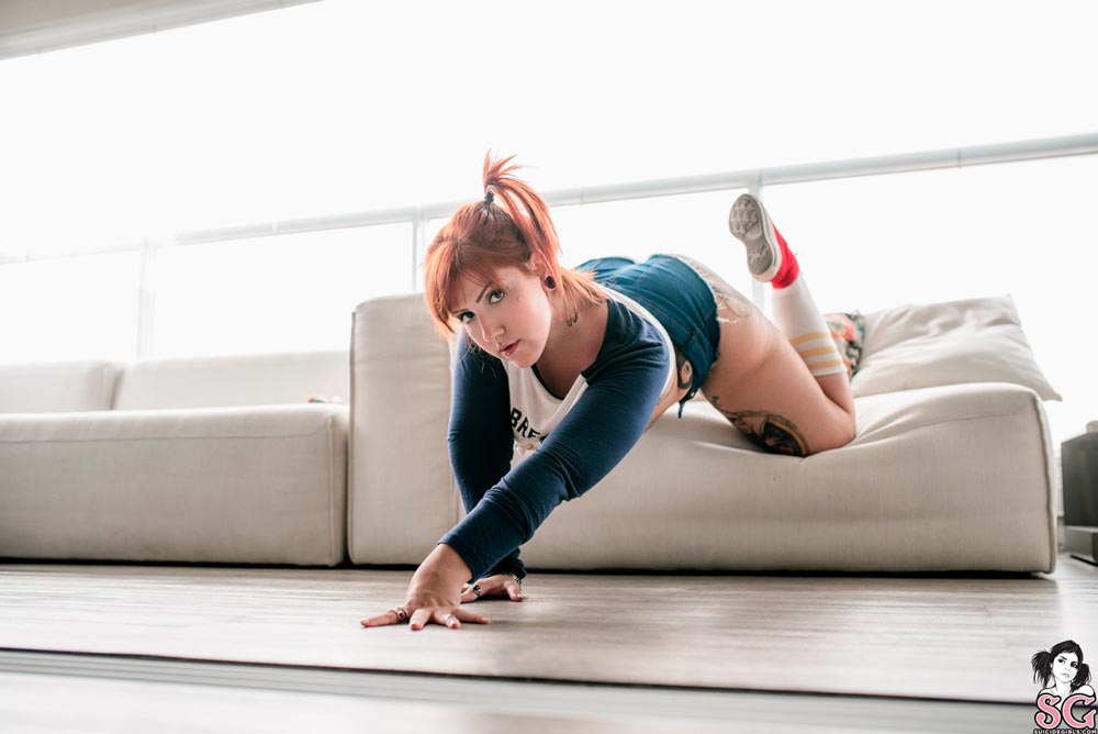 Pimenta suicide girl