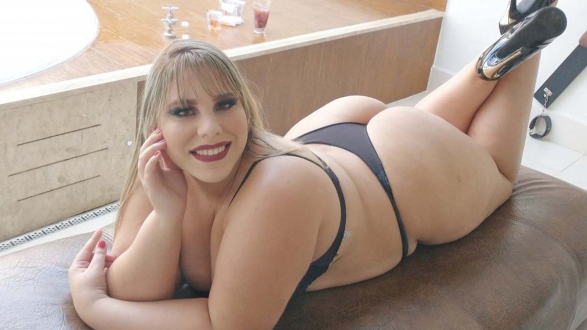 Erica lopes - acompanhante bbw loira brasileira