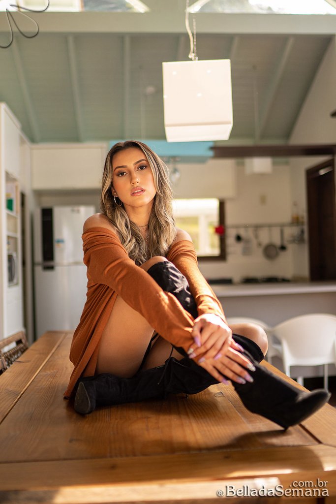 Leticia Souza nua