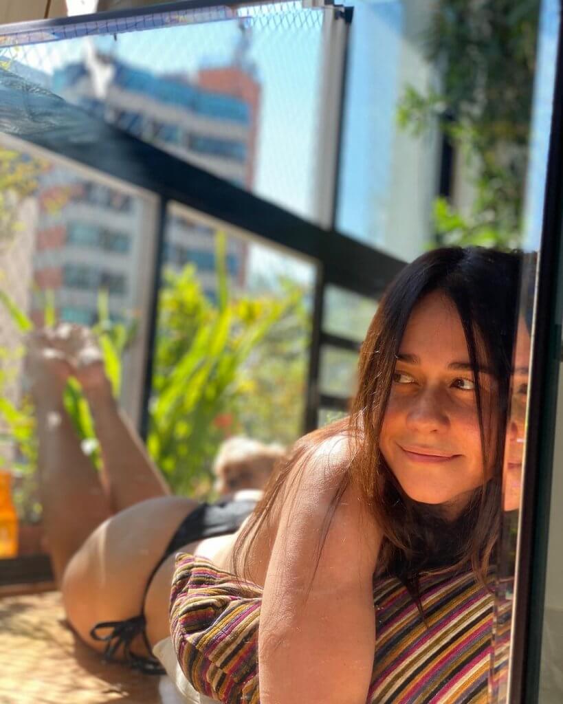 atriz famosa nua