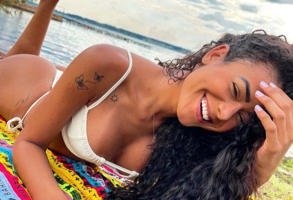 Thayna lima nudes