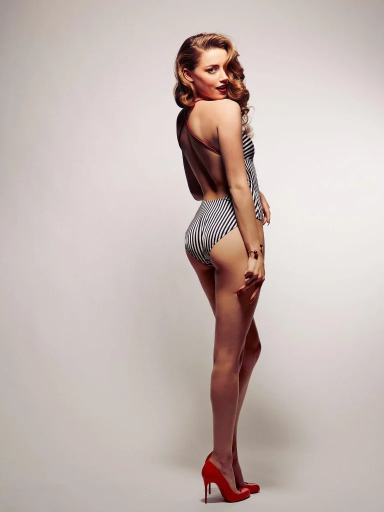 Amber Heard na internet
