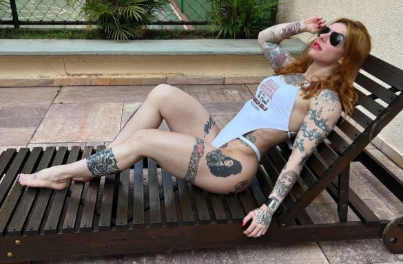 Ruiva braba - andrea ribeiro é influencer fitness e tem onlyfans