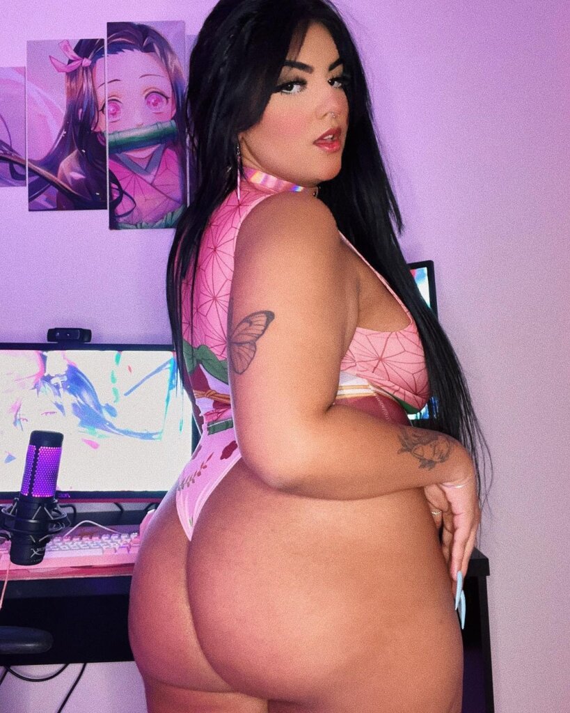 Mandy Lia