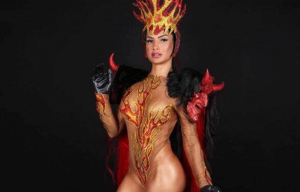 Marina ferrari - fotos ousadas da musa do carnaval carioca