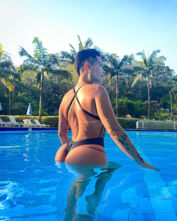 Karyn Alvys nua onlyfans MC Sexy