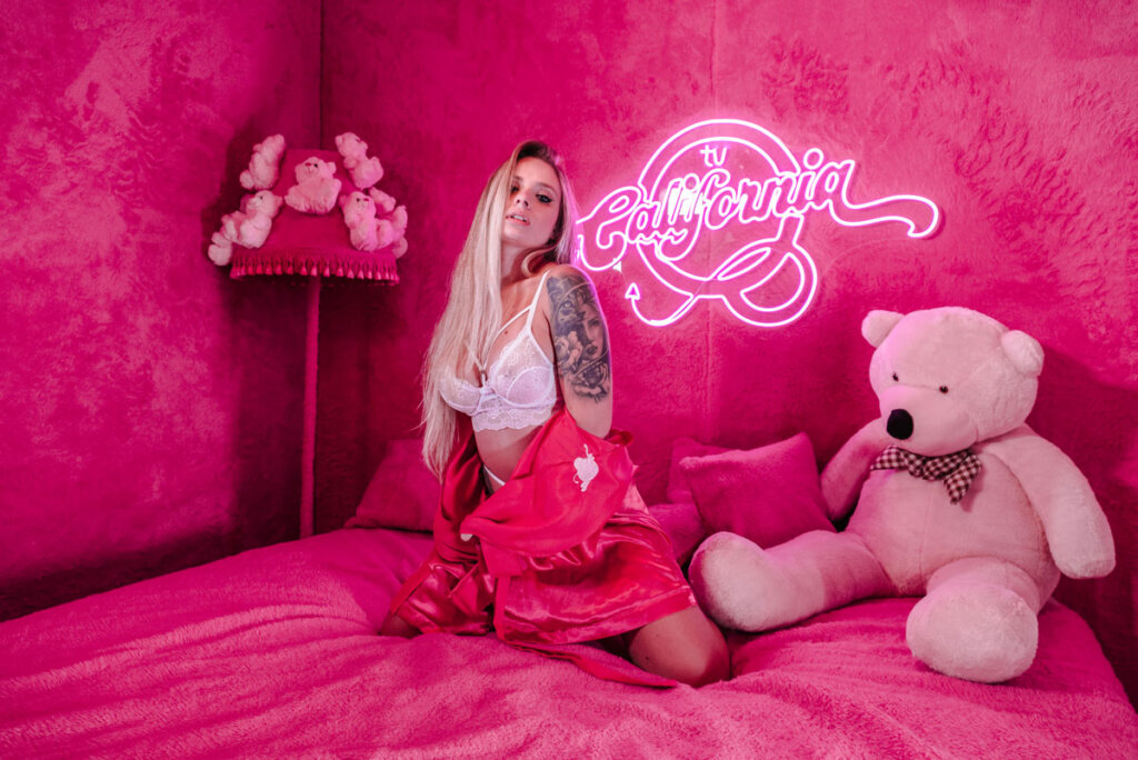 Naty Varga Intimate
