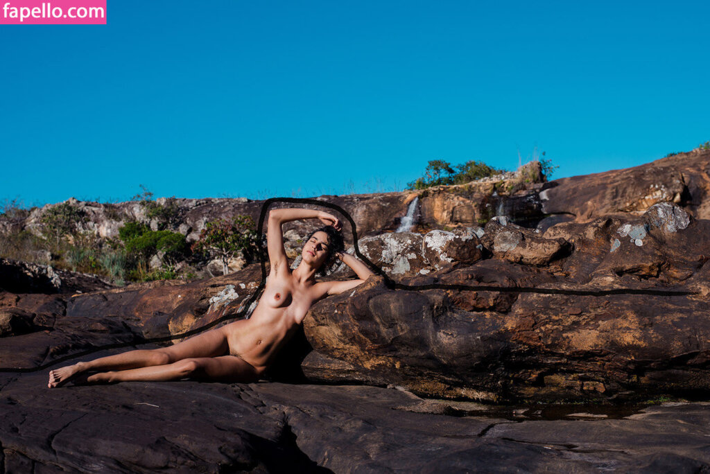 marina sena nua pelada fotos onlyfans peladinha nudes cantora
