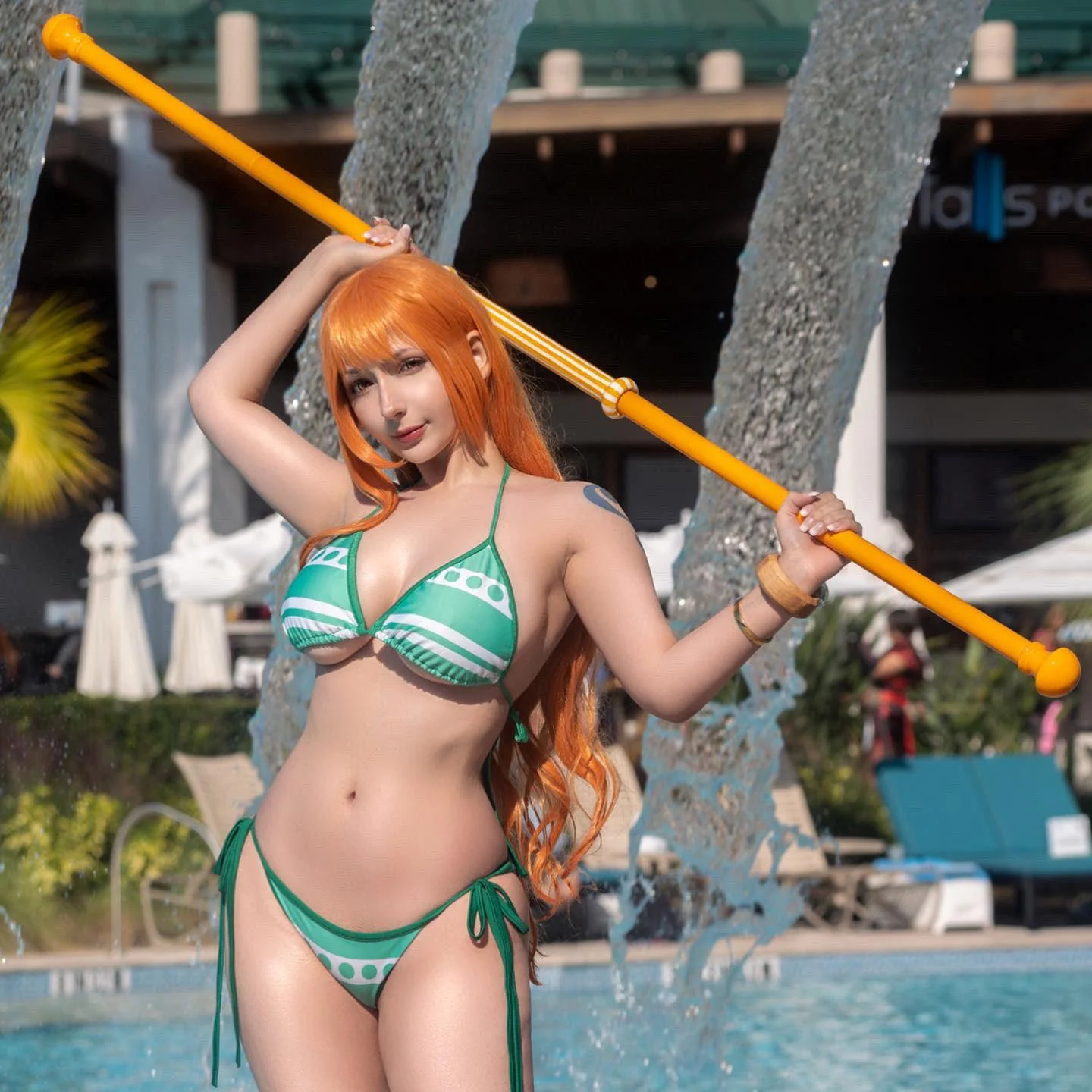 Nami nua Porno: cosplay e hentai da personagem de One Piece pelada