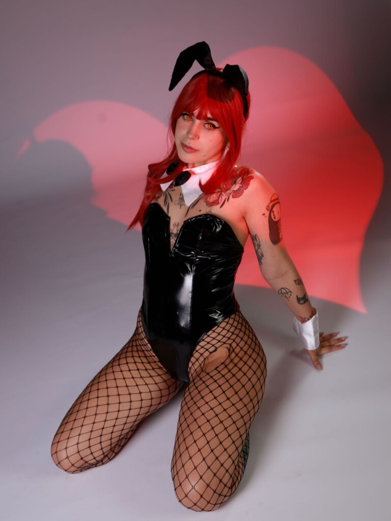 Ariane kimiko nua - striptease e prazer ao vivo