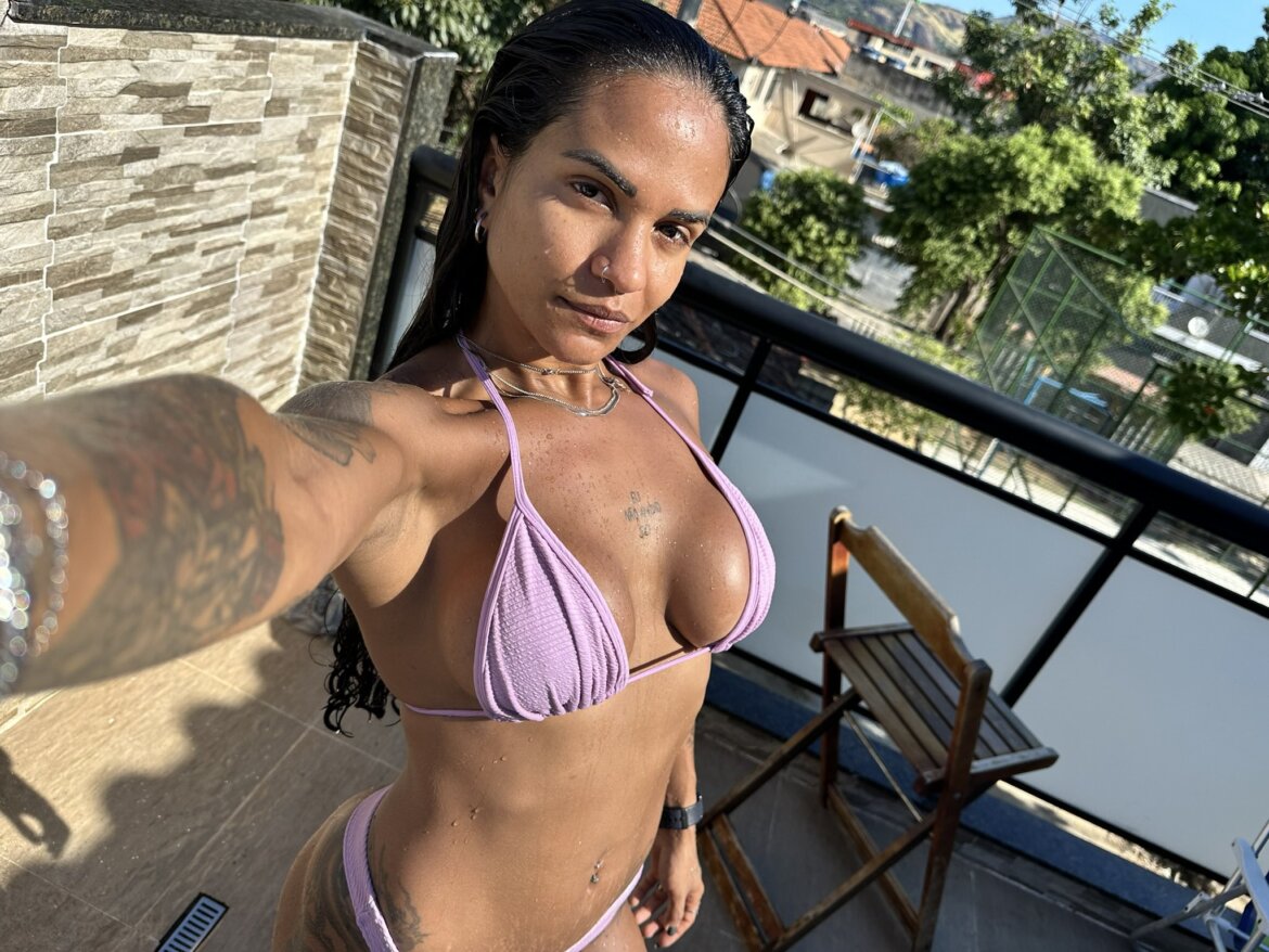 Vick araujo nua - fotos e videos que você não vai esquecer