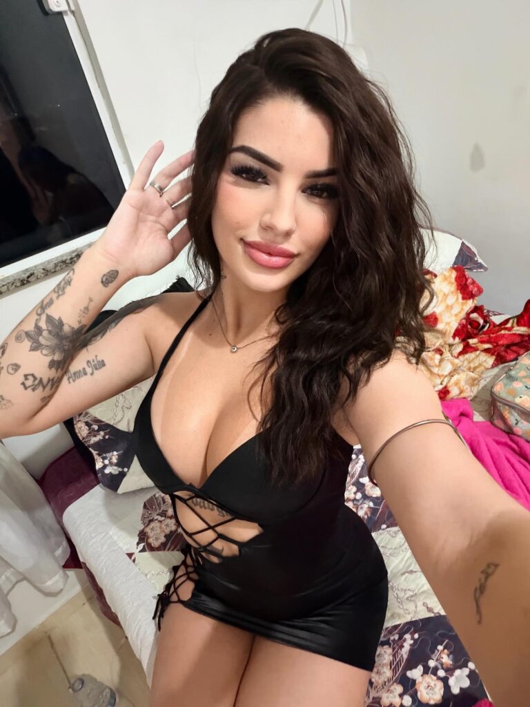 Raissa avanzo nua - musa fitness gostosa no onlyfans